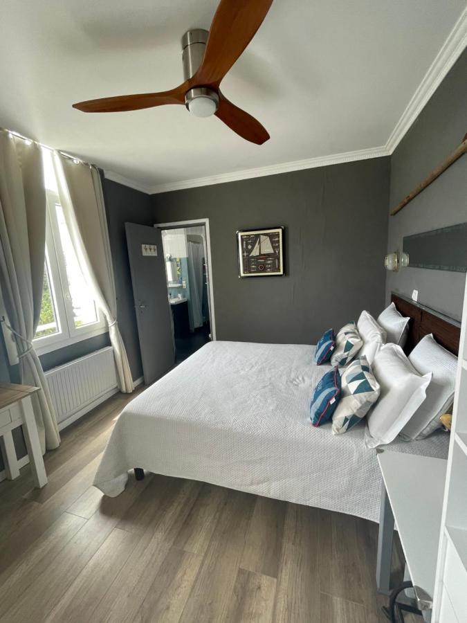 Villa-Chateau Les Terrasses - Tamaris, Plage Des Sablettes, Mer Au Bas De La Propriete Ла-Сейн-сюр-Мер Экстерьер фото