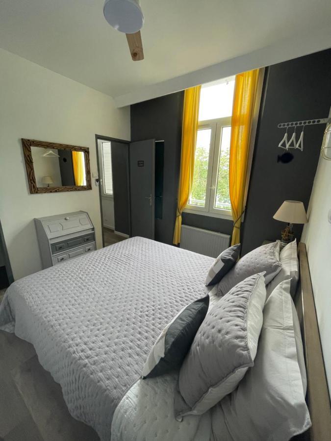 Villa-Chateau Les Terrasses - Tamaris, Plage Des Sablettes, Mer Au Bas De La Propriete Ла-Сейн-сюр-Мер Экстерьер фото